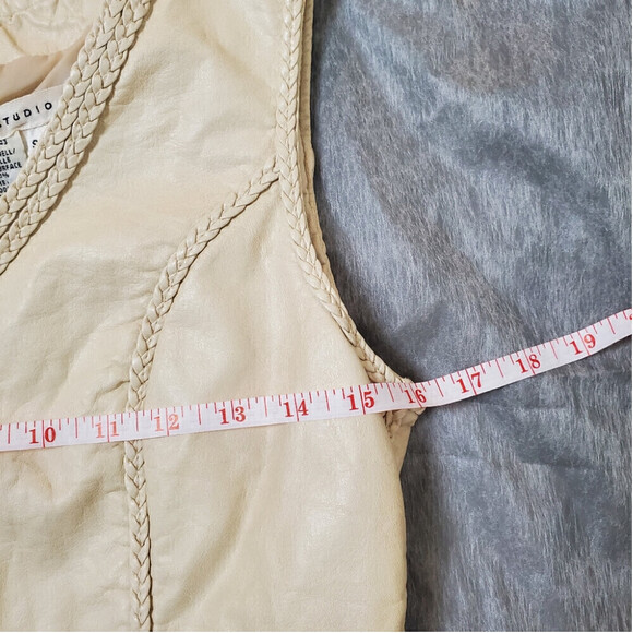 Max Studio Faux Leather Sleeveless Dress Size Small Medium Tan V-Neck - Picture 9 of 12